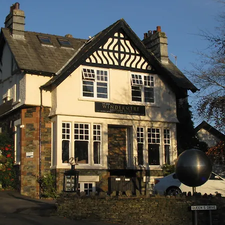 Windermere Boutique Hotel Spa Suites & Hot Tubs-3